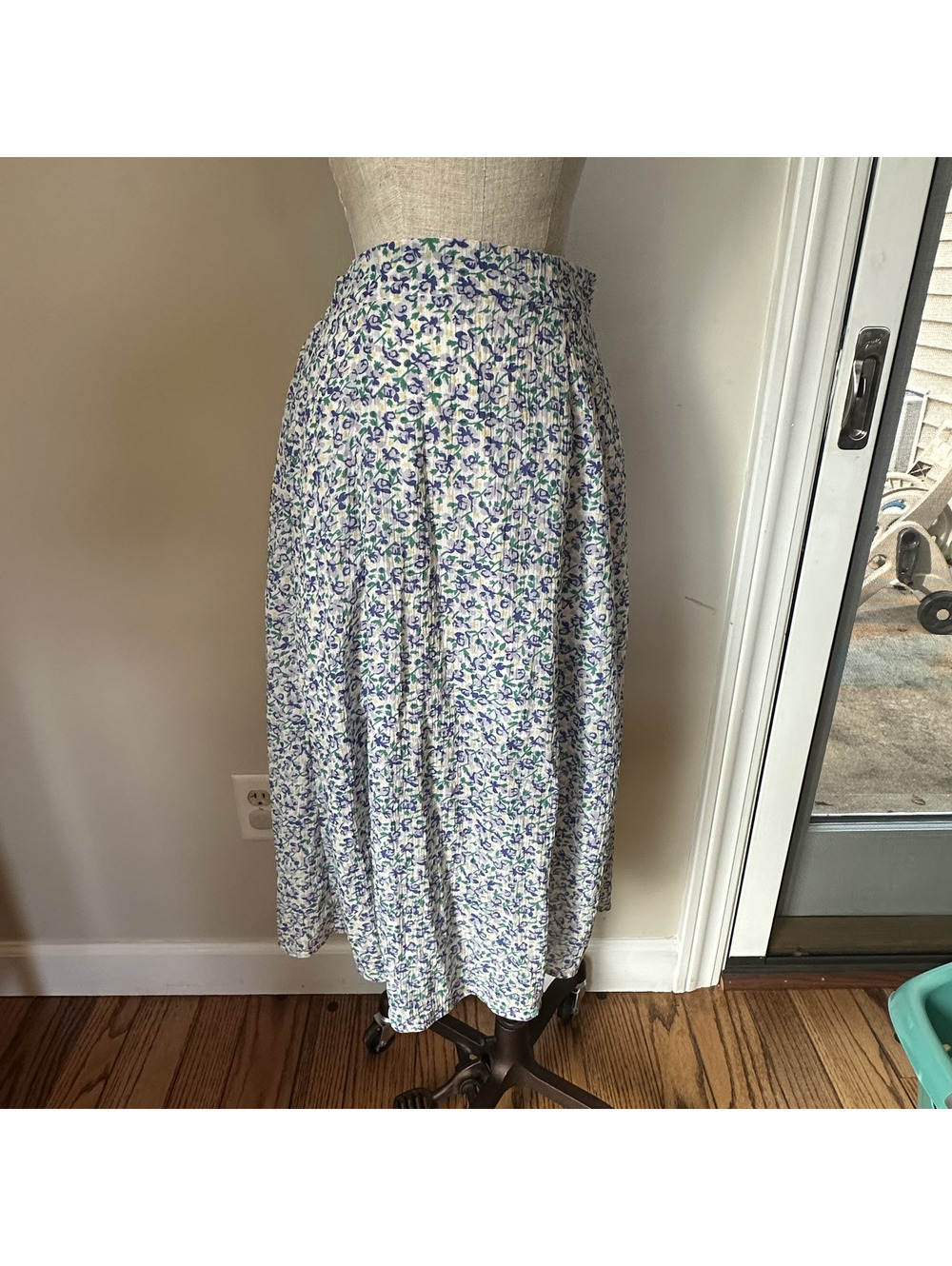 DAZY Floral Midi Skirt Elastic Waist Cottagecore Soft Girl Size S